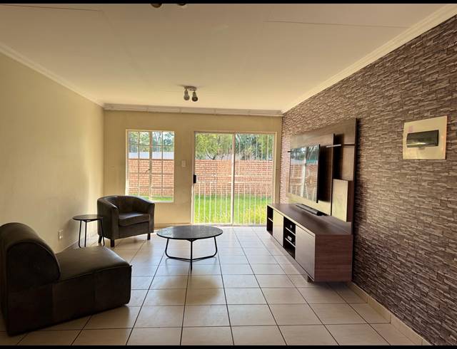 2 BEDROOM SECTIONAL TITLE FOR SALE IN EQUESTRIA
